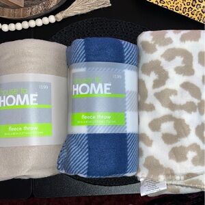 Home to Home Fleece Throw Blanket Set, READ description
